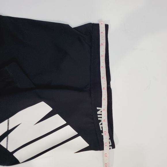 Nike pro compression black graphic shorts size small - Picture 7 of 8